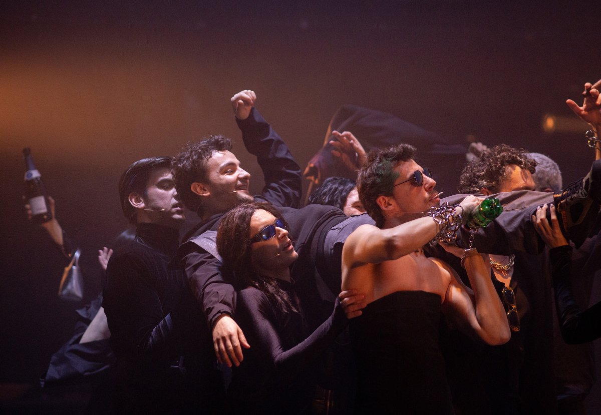 mister-dolar-kao-vanvremenska-refleksija-drustva3