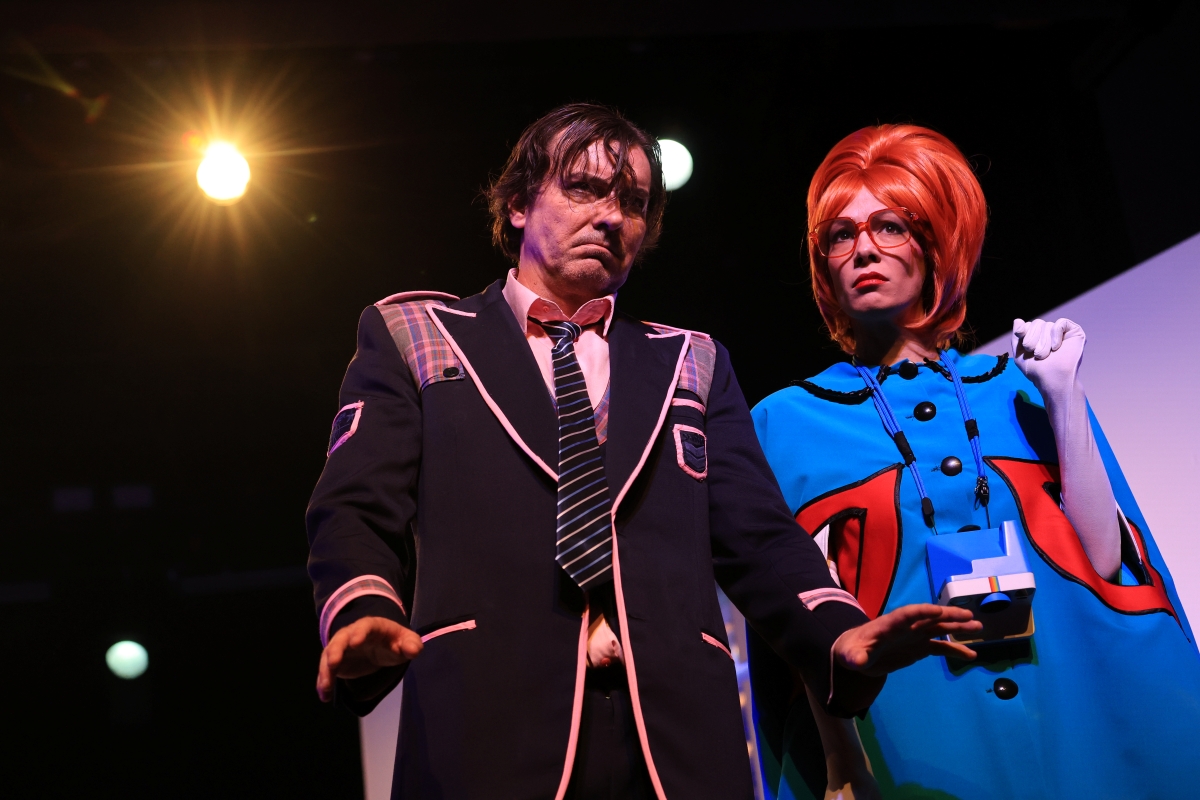 premijera-predstave-slucajna-smrt-jednog-anarhiste-u-knjazevsko-srpskom-teatru2