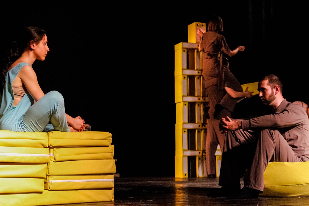 tanki-zidovi-kulisa-sanja-adamov